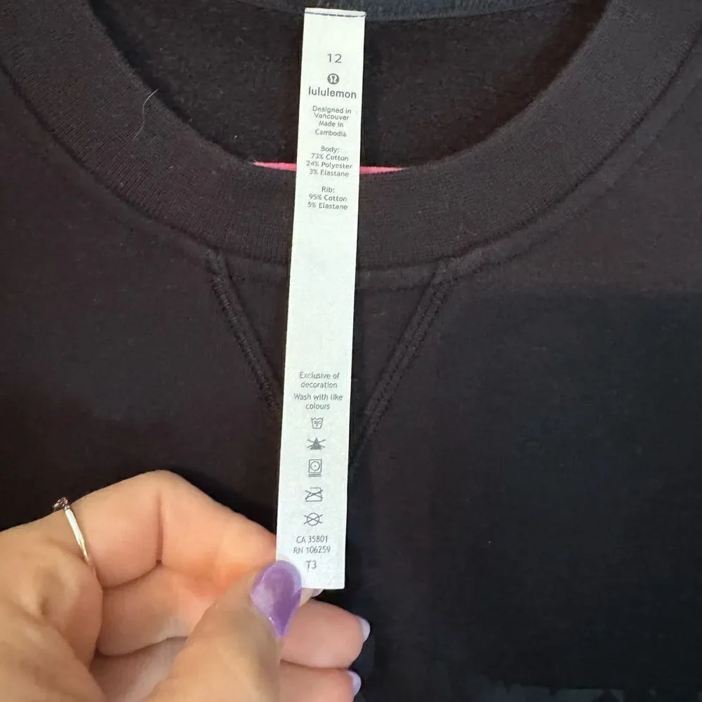 Women’s LuLuLemon Graphic Crewneck Sz 12